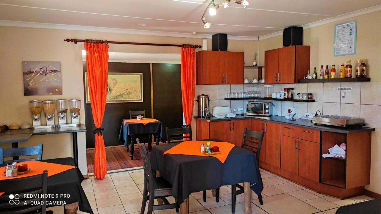 Premiere Guesthouse Bloemfontein Esterno foto