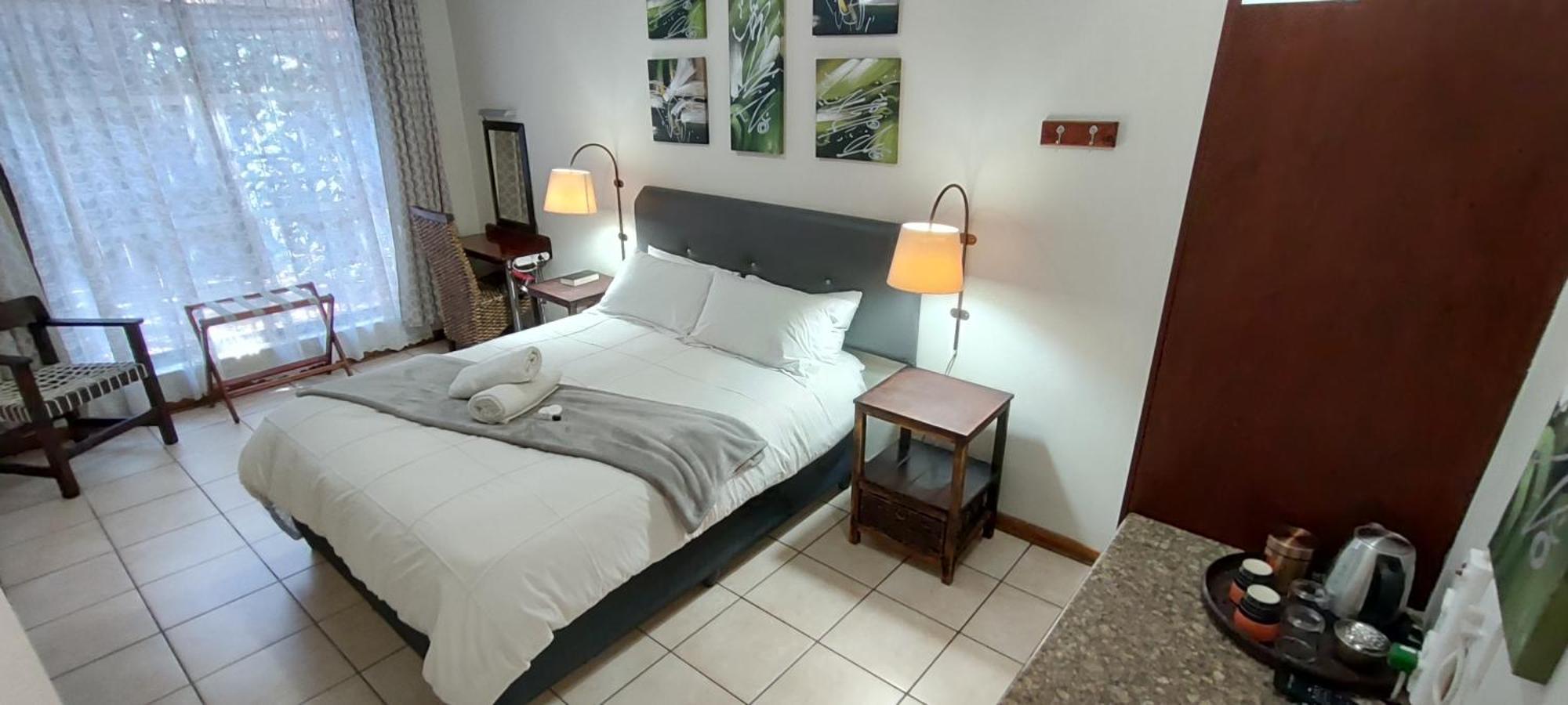 Premiere Guesthouse Bloemfontein Esterno foto