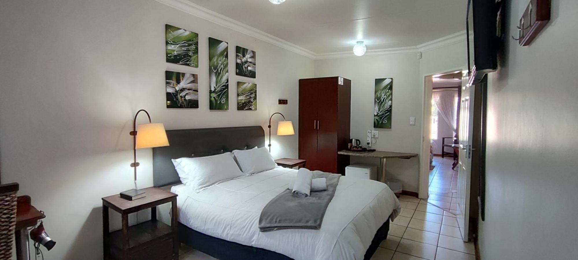 Premiere Guesthouse Bloemfontein Esterno foto