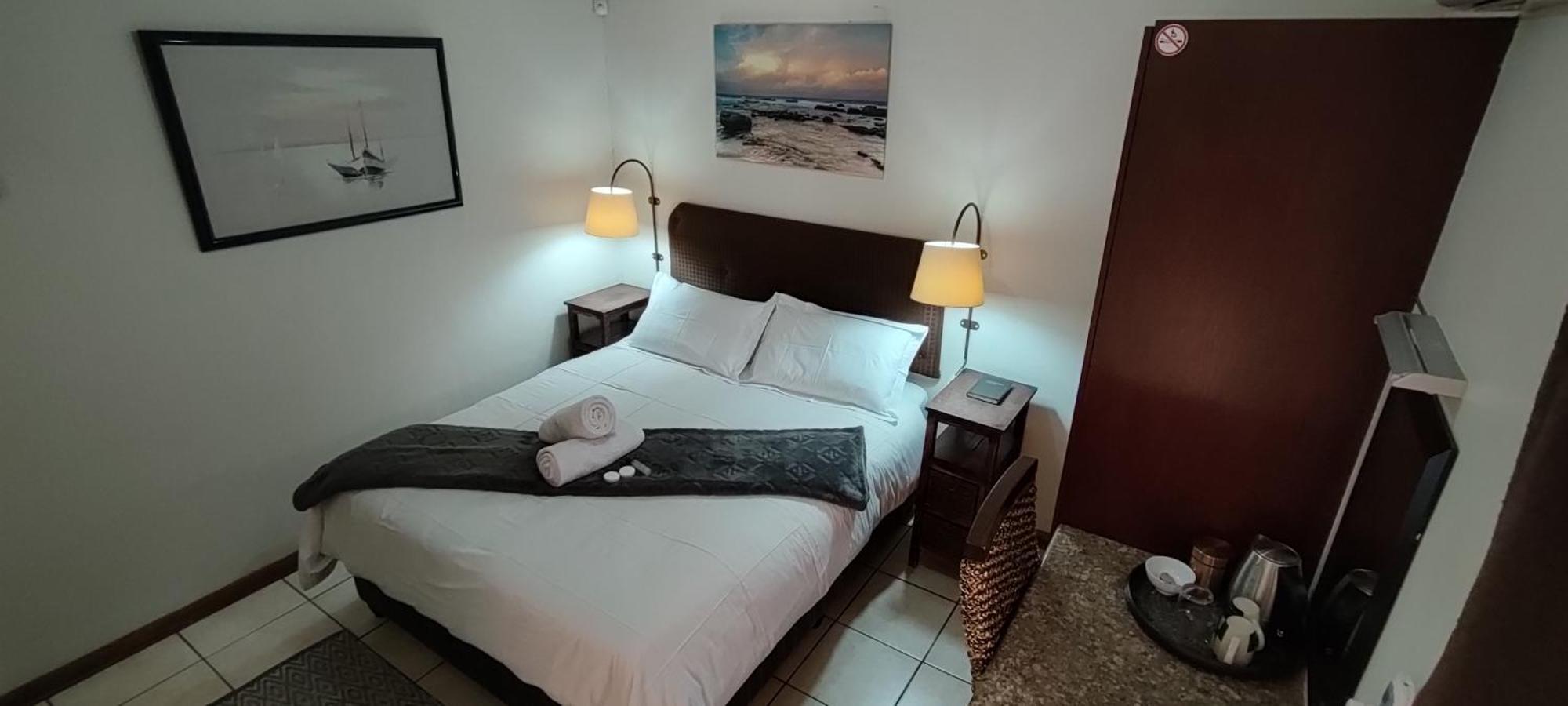 Premiere Guesthouse Bloemfontein Esterno foto